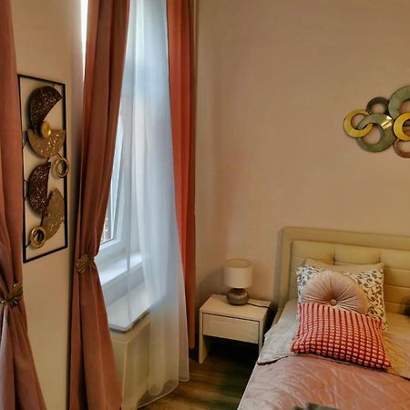 Goldcentral Apartment Comfort Βουδαπέστη Εξωτερικό φωτογραφία